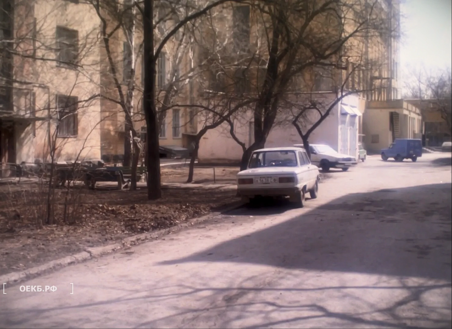 1992 - 1990-е - Двор Городка Чекистов - ОЕКБ.РФ