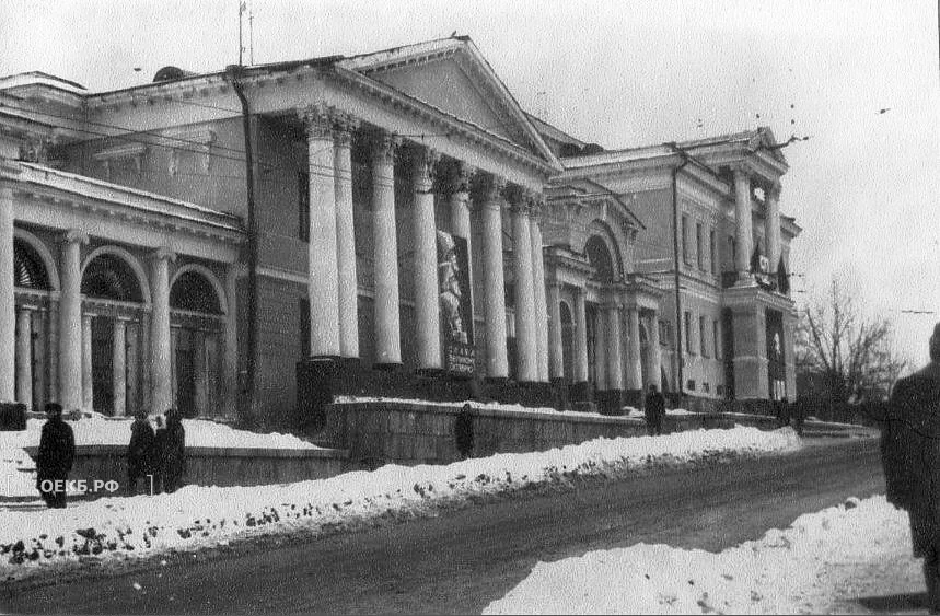 1970 - Владислав Занкович - Свердловск. Харитоновский дом - ОЕКБ.РФ