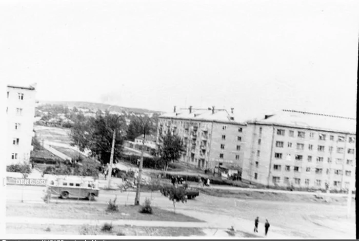 1980 - Туризм - Свердловск. Перекрёсток Проспекта Космонавтов с улицей Старых Большевиков - ОЕКБ.РФ