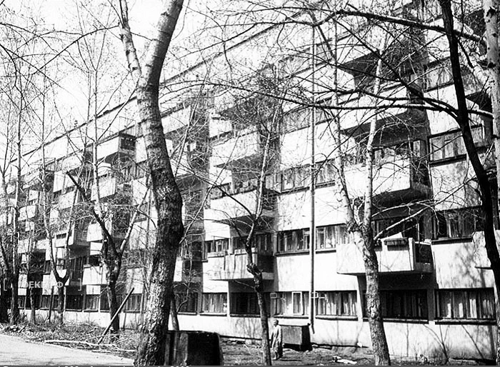 1980 - Ленинский - Свердловск. Пятый корпус жилого комбината «Дом Уралоблсовета» - ОЕКБ.РФ