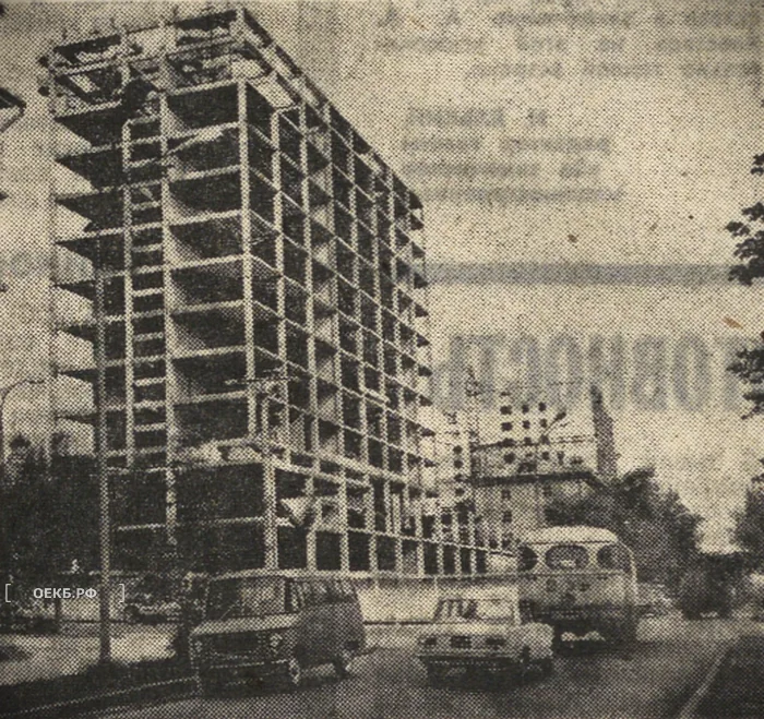 1975 - Октябрьский - Свердловск. Строительство корпуса института горного дела - ОЕКБ.РФ