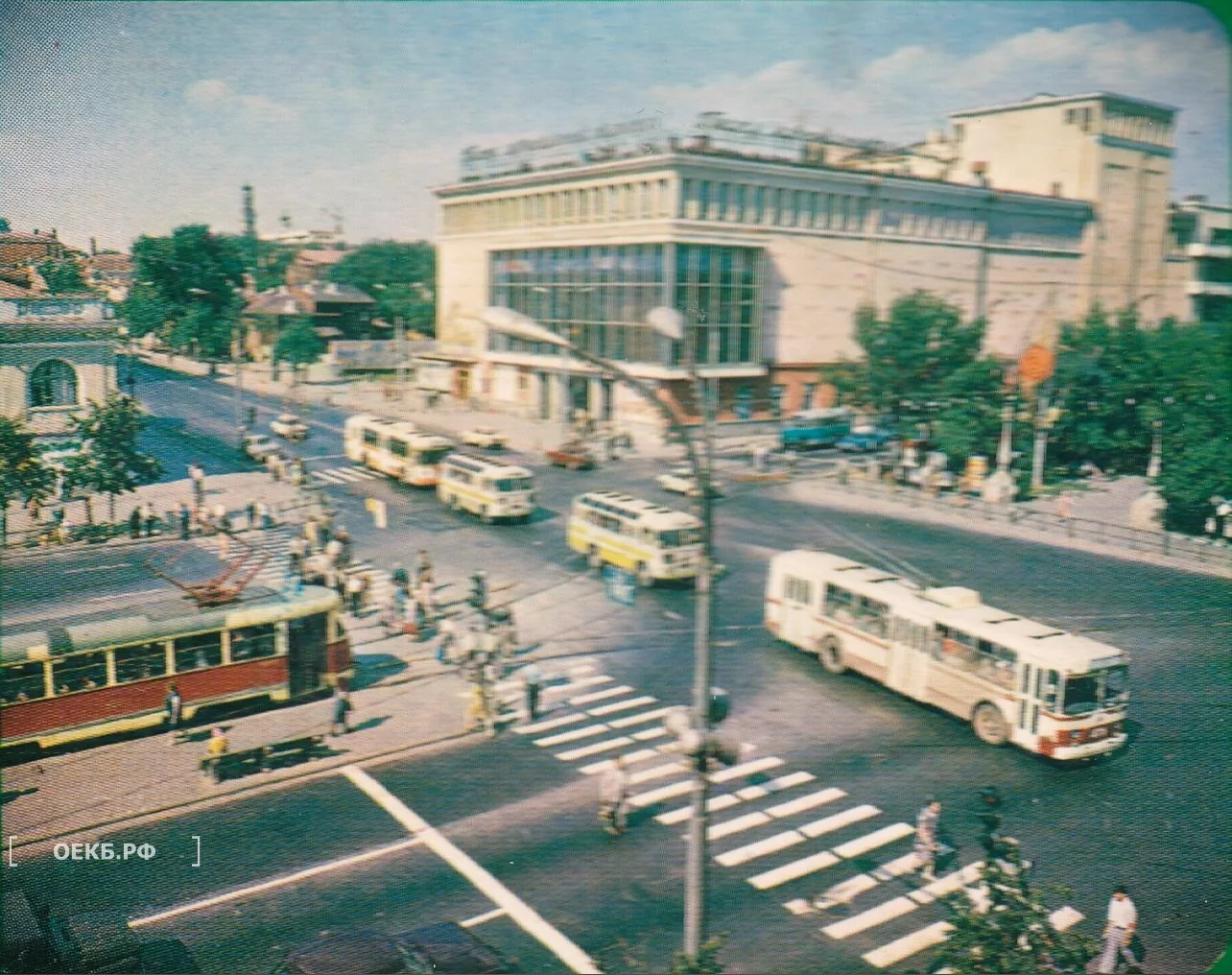 1975 - Октябрьский - Свердловск. Театр музыкальной комедии - ОЕКБ.РФ