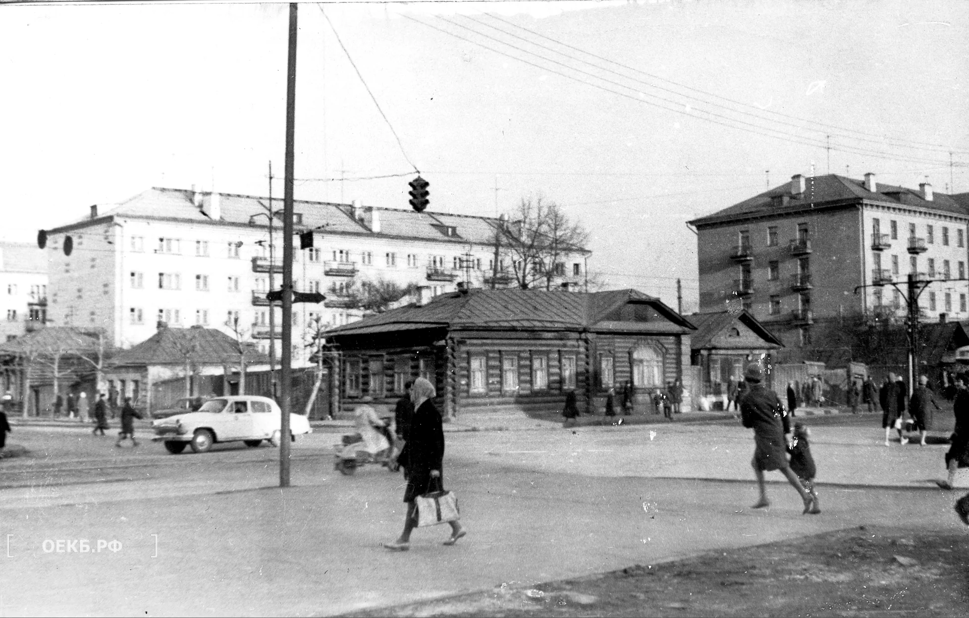 1962 - Октябрьский - Свердловск. Угол Малышева и Луначарского - ОЕКБ.РФ