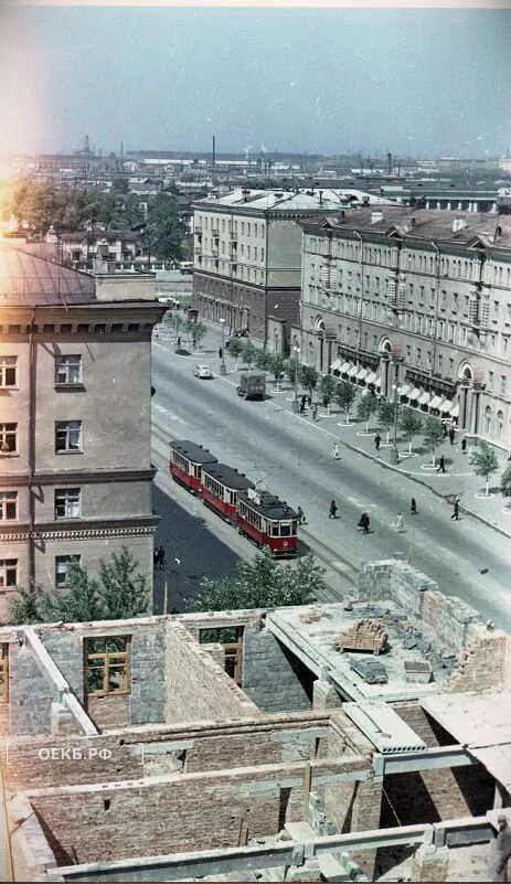 1958 - Владислав Занкович - Свердловск. Улица Свердлова - ОЕКБ.РФ