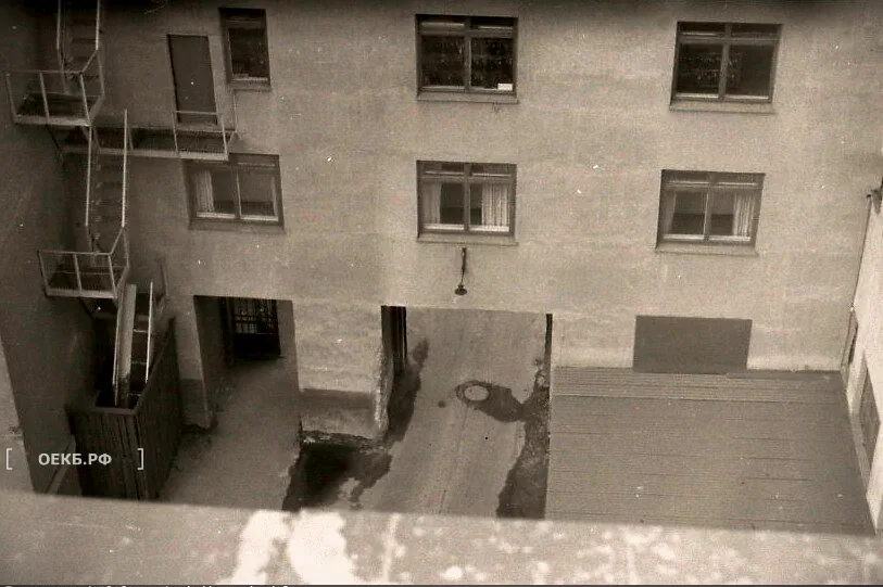 1986 - Кировский - Свердловск. Заводоуправление УЗТМ - ОЕКБ.РФ