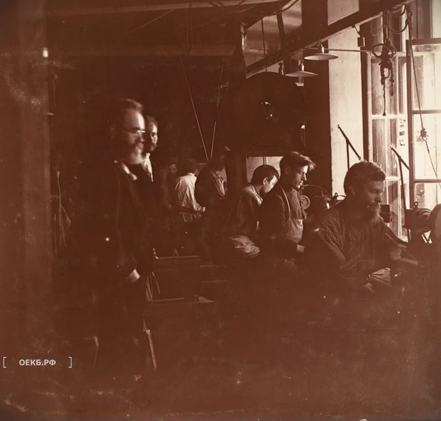 1900 - Владислав Занкович - В Императорской гранильной фабрике - ОЕКБ.РФ